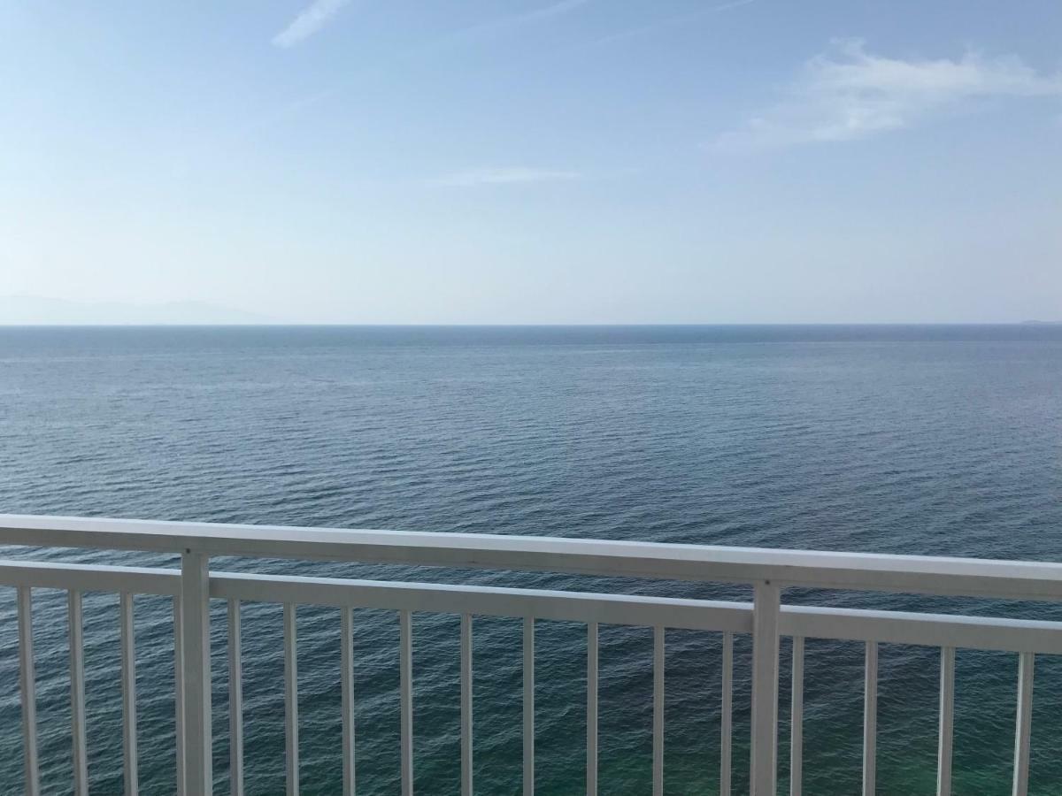 Sea And Sun Appartment Kavala Exterior foto